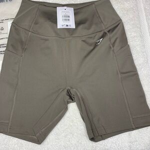 Gymshark Women's Pocket Shorts Camo Brown Medium NWT